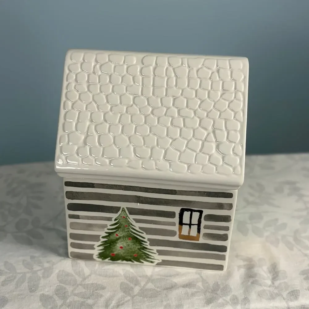 Lenox Balsam Lane Cabin Cookie Jar SKU 890755 Christmas Holiday Collectible